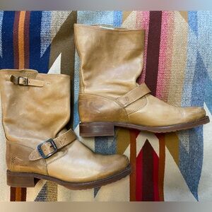 Frye Veronica Short Boot W’s 11